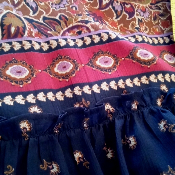 Patrons of Peace Ruffled Boho Tank Blouse - Picture 12 of 12